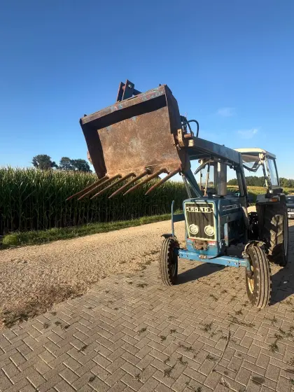 Ford 5600 Traktor Oldtimer Schlepper Trecker Dual Power