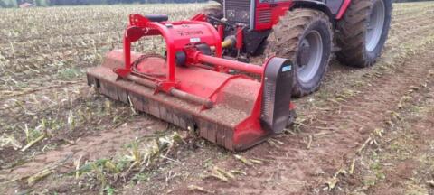 Mulcharbeiten Tehnos Mulcher 280