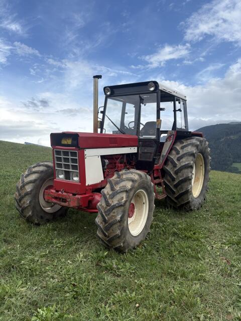 Case IHC 1055 Comfort 2000