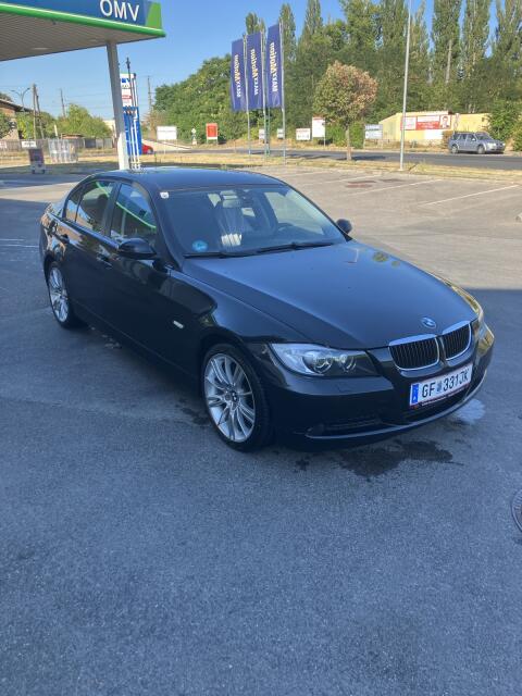 BMW E90