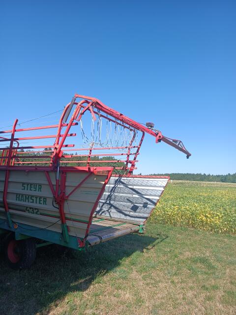 Verkaufe Steyr Ladewagen 432
