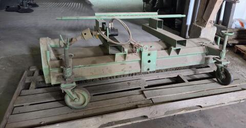 Stapler-Kehrmaschine 225 cm, hydr., für Palettengabel