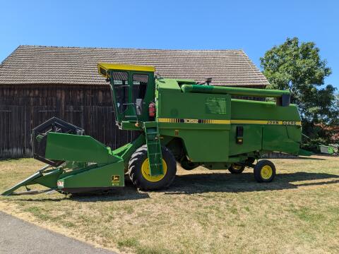John Deere 1052 Mähdrescher