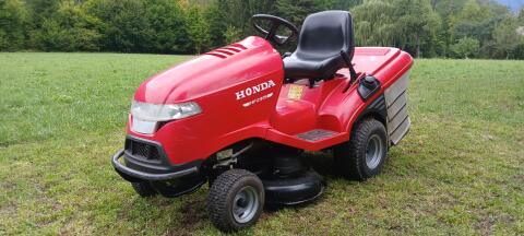 Rasenmähertraktor Honda