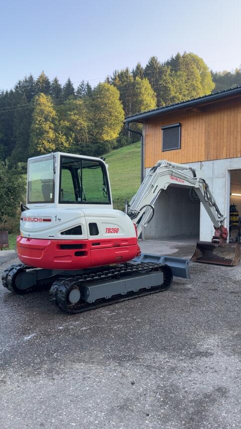 Takeuchi TB260