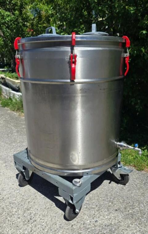 Suche Milchtank 120 l