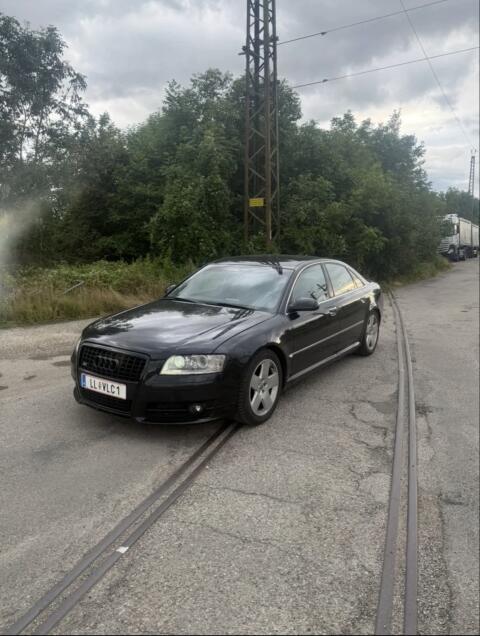 Audi A8 3.0 quattro