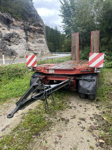 Schwarzmüller 3-Achs-Tieflader