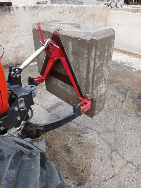 Verkaufe Frontgewicht ca. 700 kg