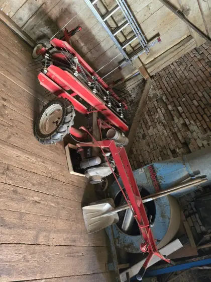Pöttinger Heuraupe MB 160
