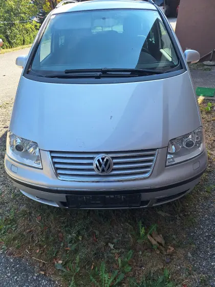 VW Sharan