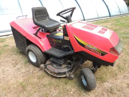 Rasenmähertraktor Testarossa 12,5/102