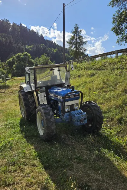 Ford Zugmaschine 4610