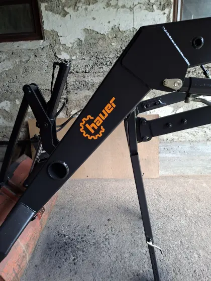Hauer Frontlader plus Zubehör MH 80 N