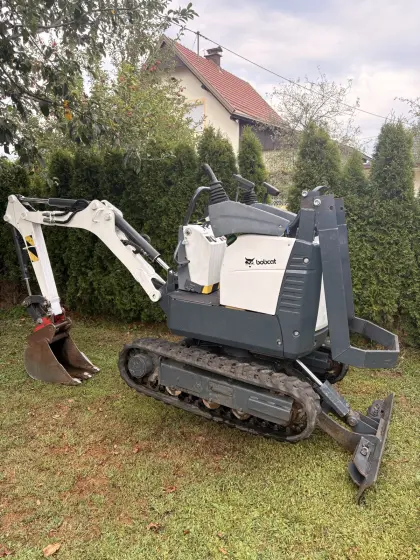 Minibagger Bobcat E10