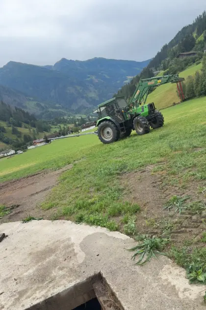 Verkaufe Stoll Frontlader Robust F35 HDPM