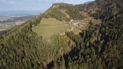 Exkl. Bio-Hof in Alleinlage, 37 ha Gesamtfläche, ca. 700 m