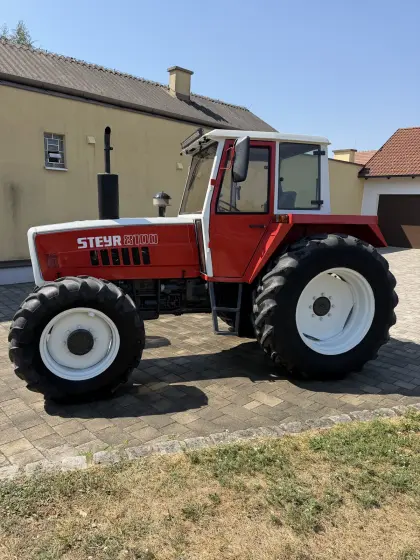 Steyr 8100