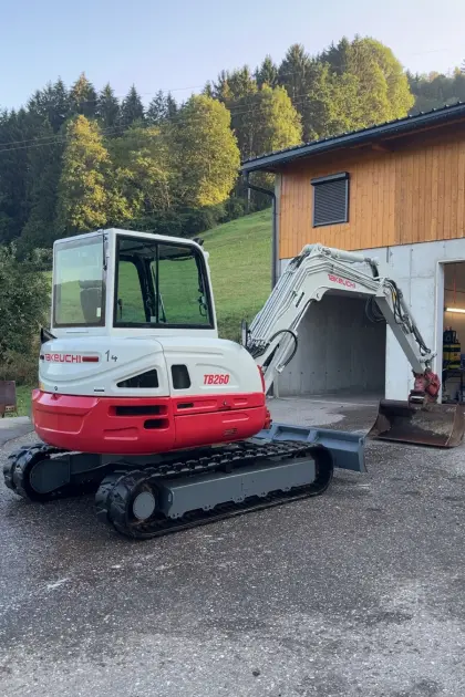 Takeuchi TB260