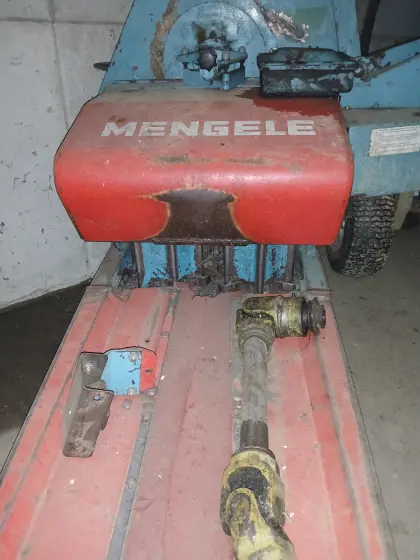 Mengele MB 300 Maishäcksler