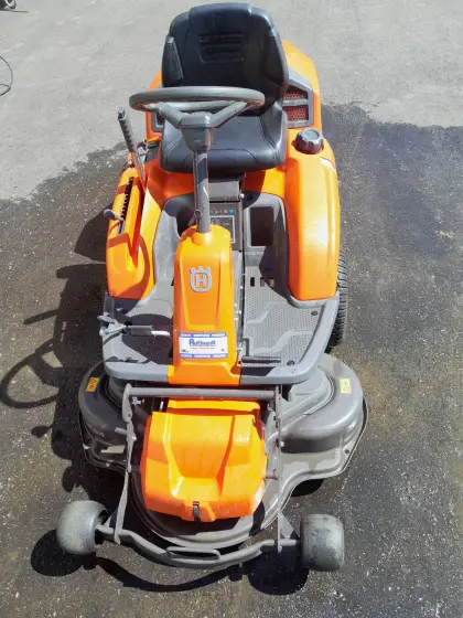 Rasenmähertraktor Husqvarna Rider 214C