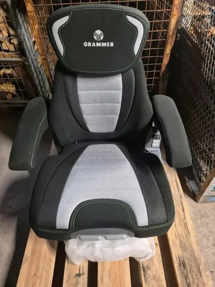 Neuer Grammer Maximo Evolution Sitz MSG 95EL/741