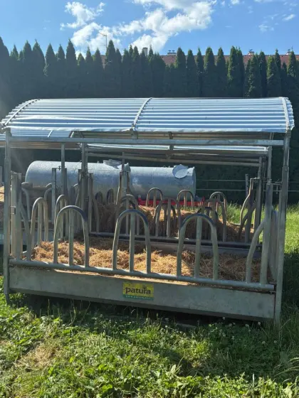 Großballen-Palisadenfressgitter-Raufe