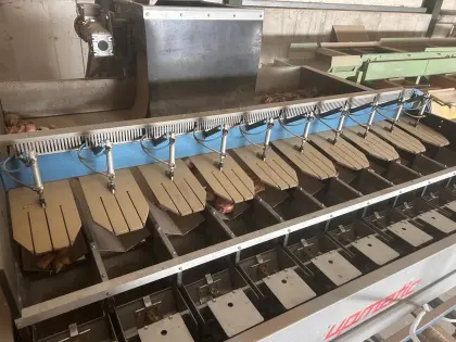 Zwiebel-, Kartoffelwaage mit Netzmaschine Upmatic