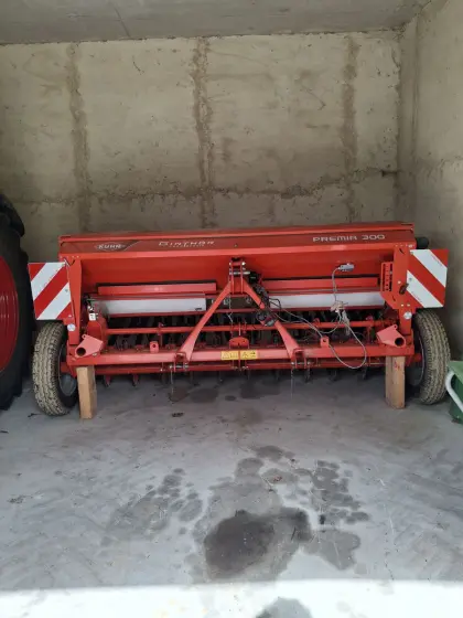 Kuhn Premia 300