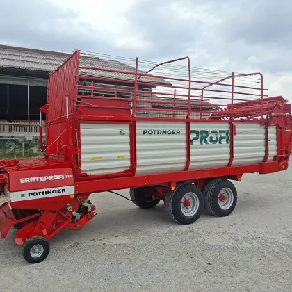 Pöttinger Ernteprofi 3 Ladewagen