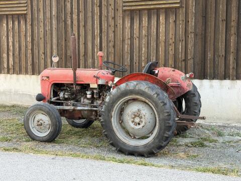 Massey Ferguson FE35