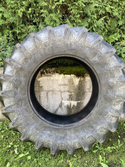 Mitas 520/85 R 38 (20.8 R38)