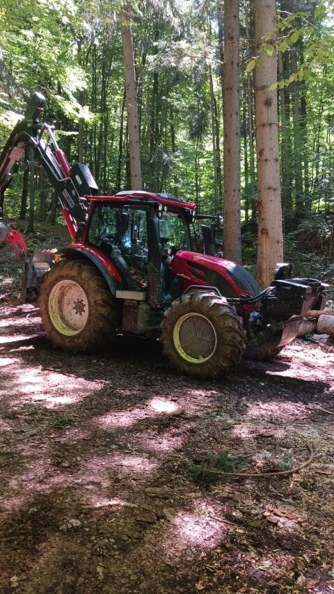 Verkaufe Valtra N114