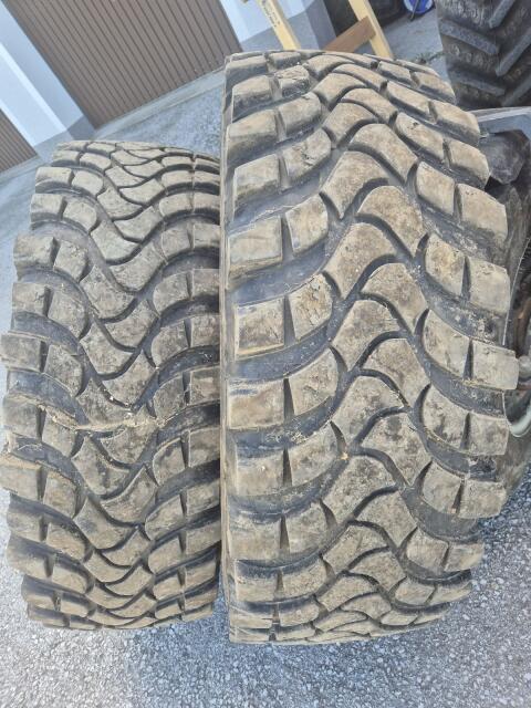 Kommunalreifen 400/80 R24