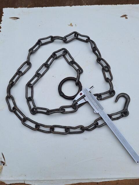 Kleine Kette mit Ring und Haken
