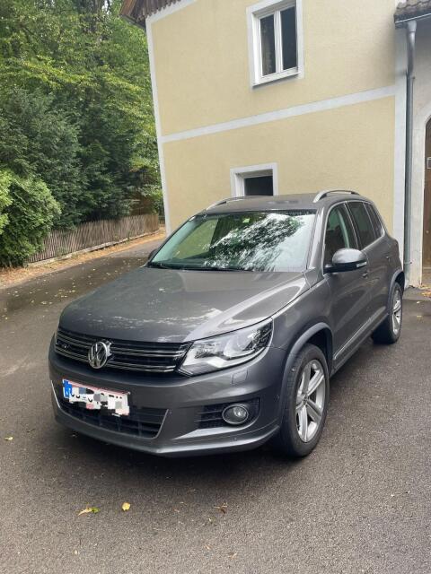 VW Tiguan 2.0 TDI R-Line 4Motion, 7-Gang DSG Automatik