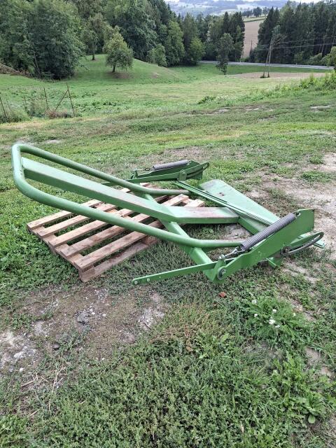 Ballenauswerfer zu Krone Comprima