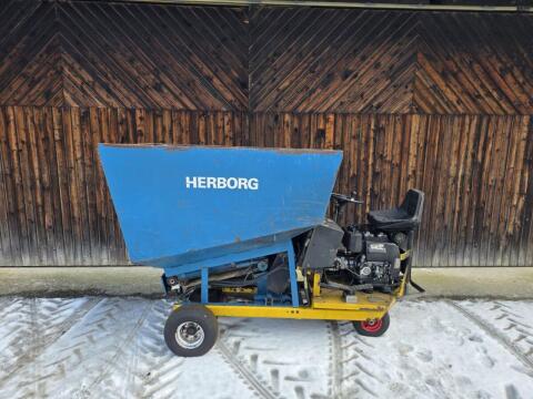 Kraftfutter-Verteilwagen Herborg MHV 5600 E