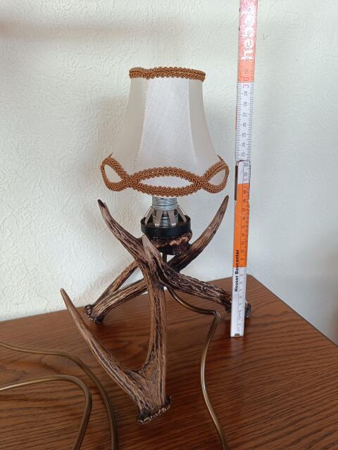 Tischlampe aus Geweih