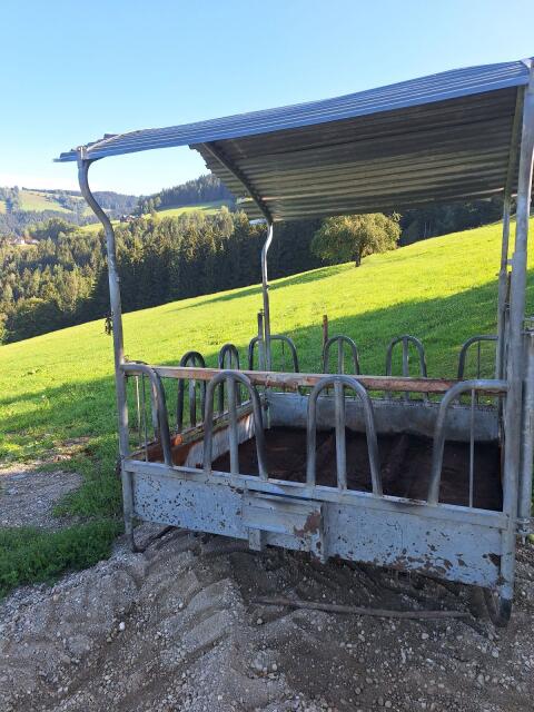 Verkaufe Futterraufe