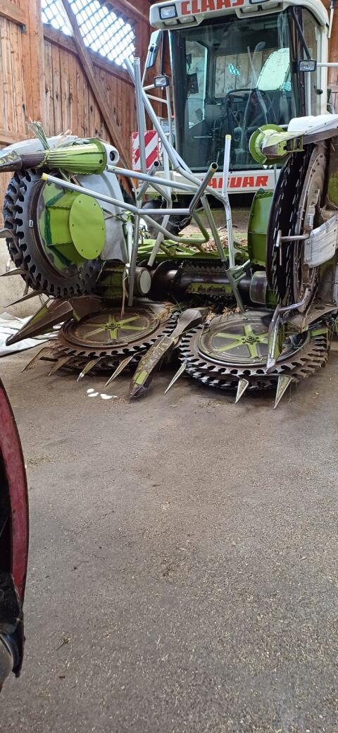 Claas RU600 8-Reiher