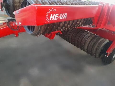 HE-VA Walze 6,3 m, 8-Speichen