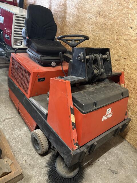 Kehrmaschine Hako Jonas 1100D