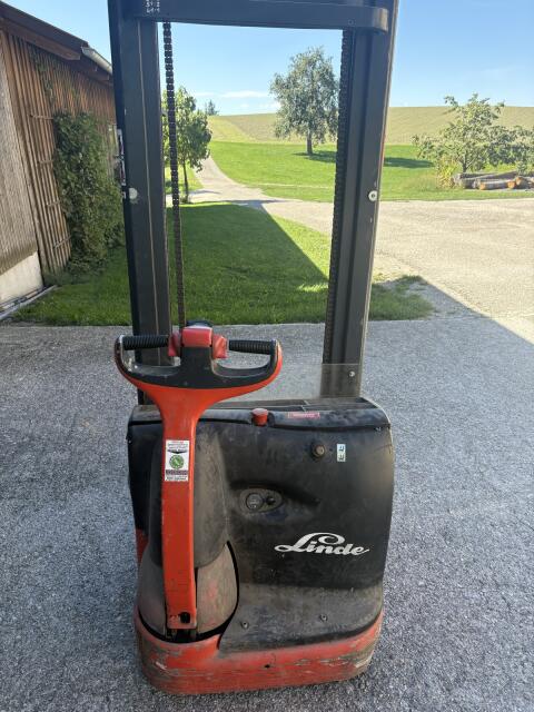 Stapler Linde L12