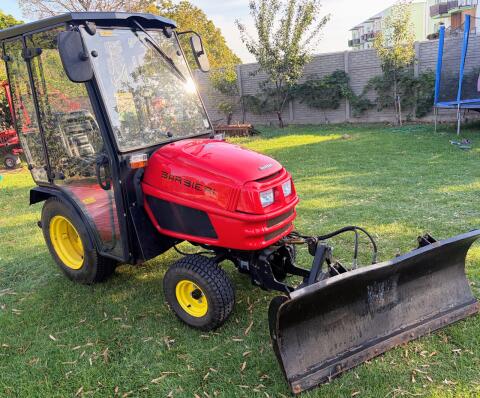 Barbieri Teratrac GLW HS 4x4, Schneeschild und Streuer