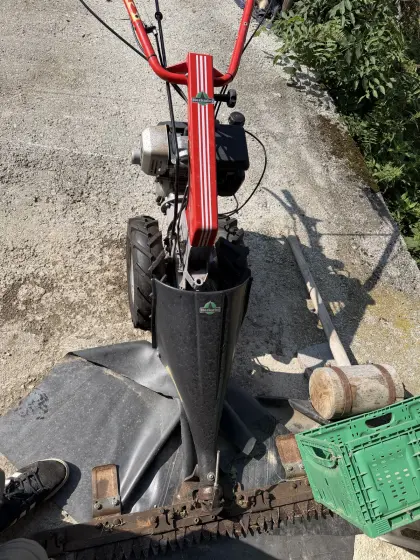 Motormäher UE 400