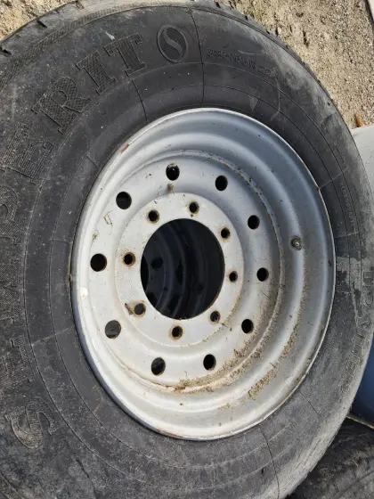 Räder für Anhänger