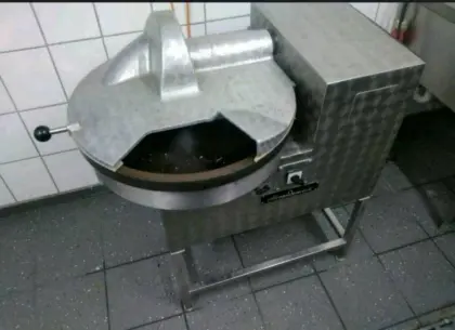 Suche Kutter, Tischkutter, Fleischkutter, Blitz