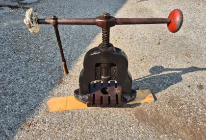 Alte Handspindelpresse, voll funktionsfähig