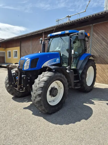 New Holland TS 125A